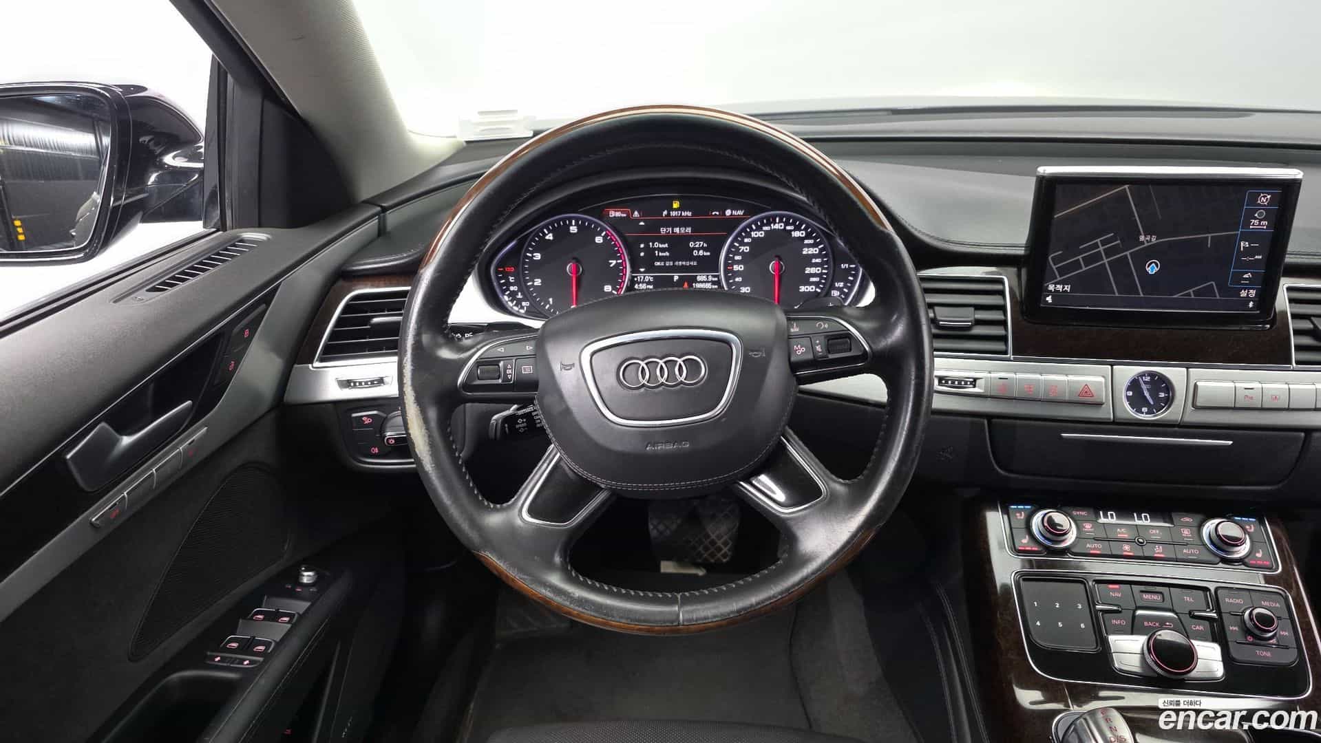 A8 Audi 2013.7-OPTION-017