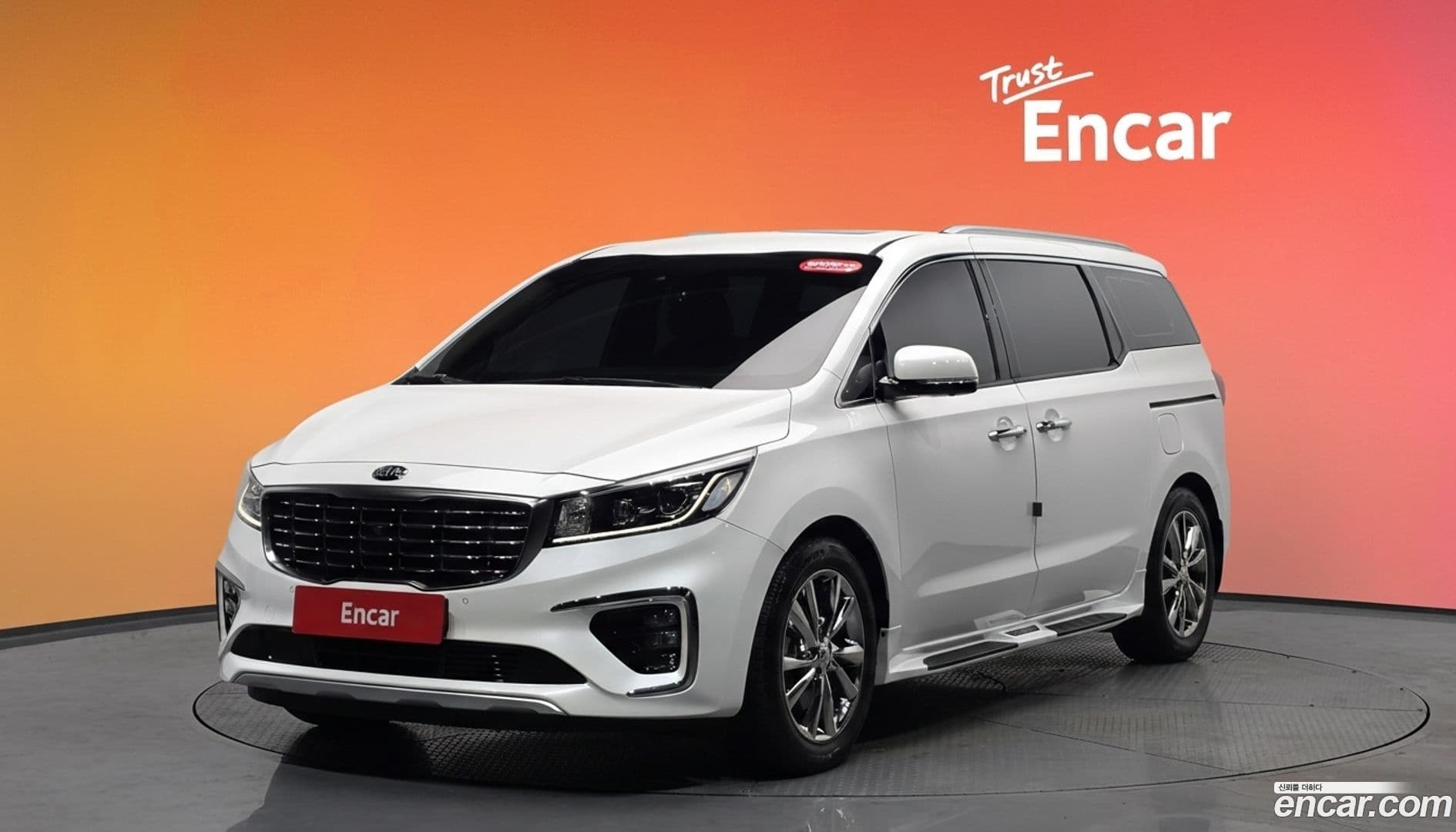 Main__Slider__Photo:Canival Kia 2018.3-0