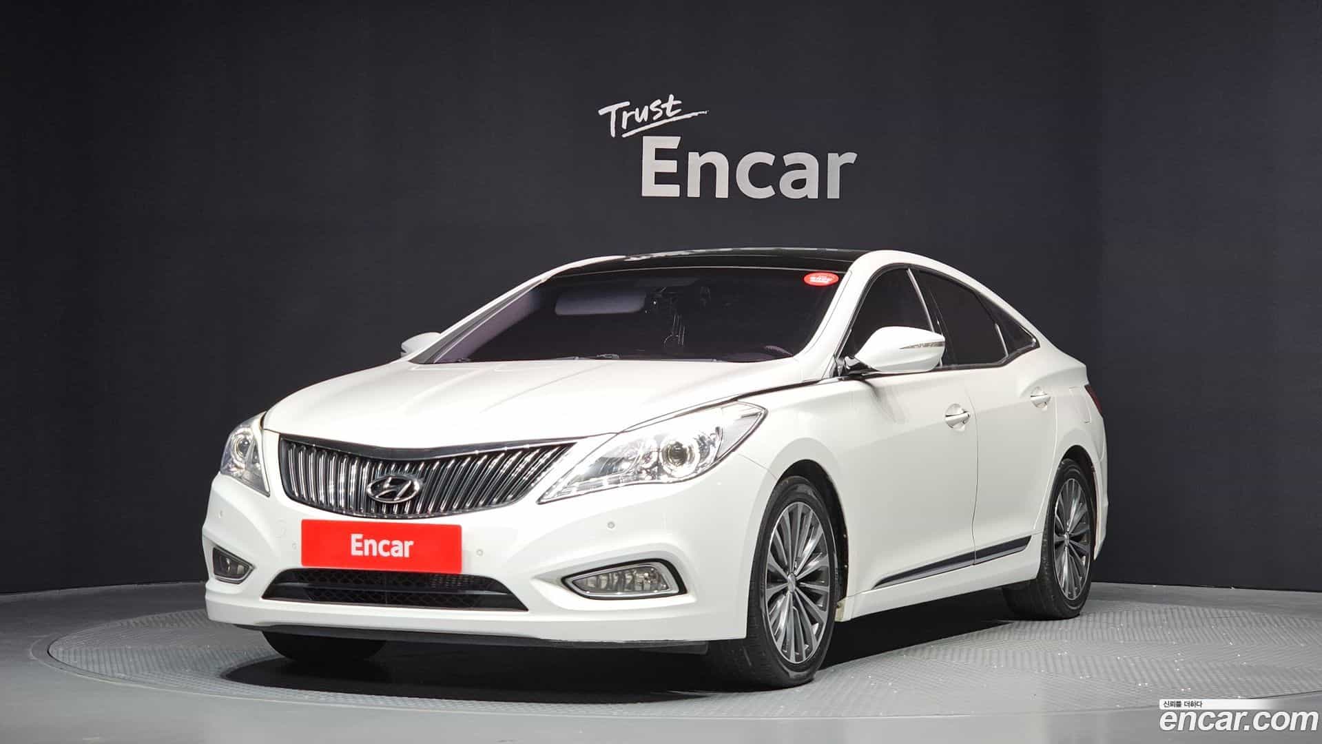 Grandeur Hyundai 2013.9-OUTER-001