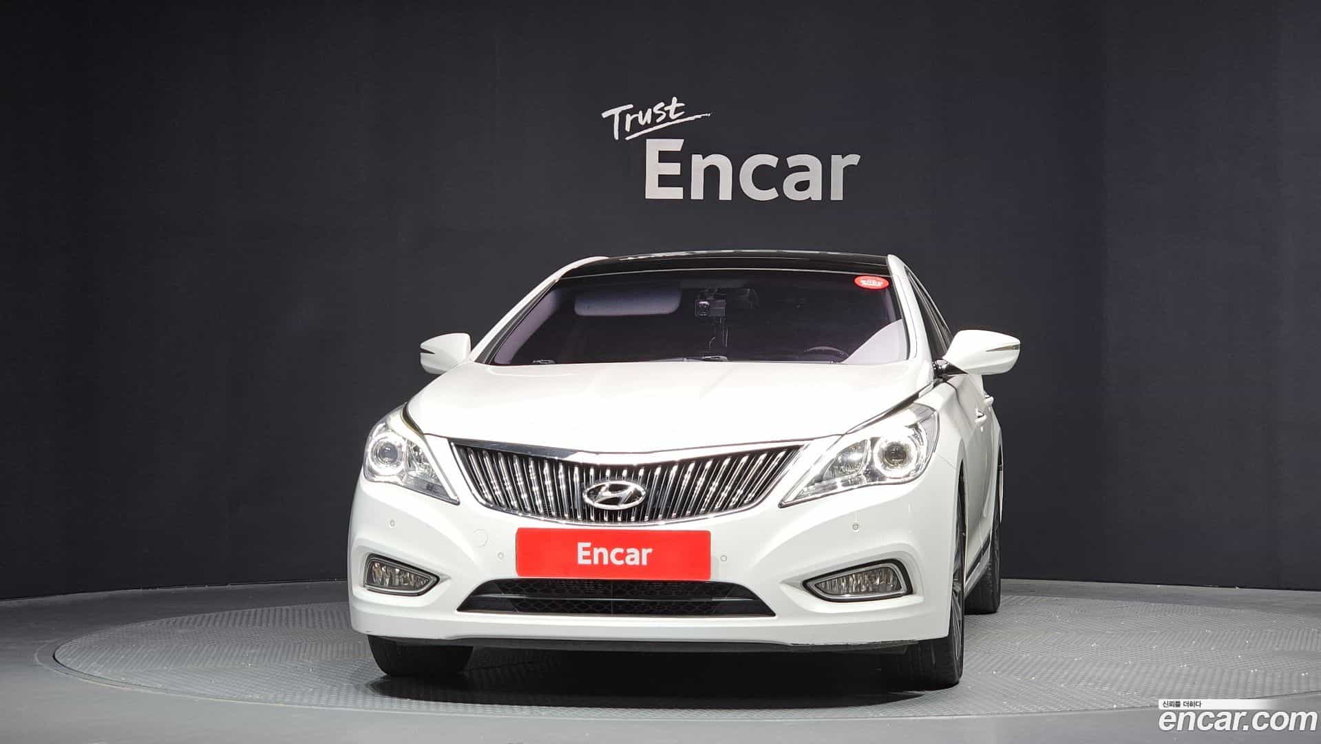 Grandeur Hyundai 2013.9-OUTER-003