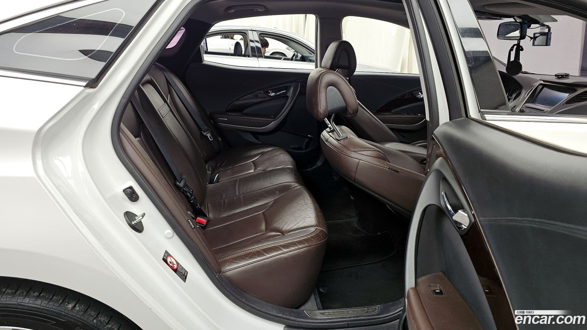 Main__Slider__Photo:Grandeur Hyundai 2013.9-11