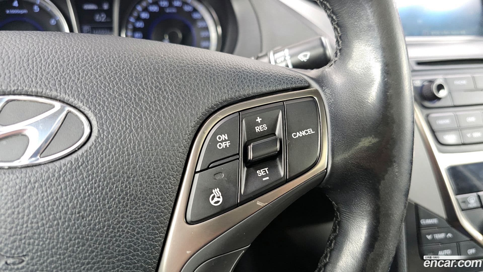 Main__Slider__Photo:Grandeur Hyundai 2013.9-17