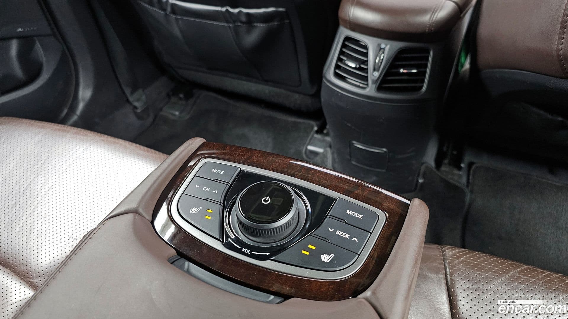 Main__Slider__Photo:Grandeur Hyundai 2013.9-18