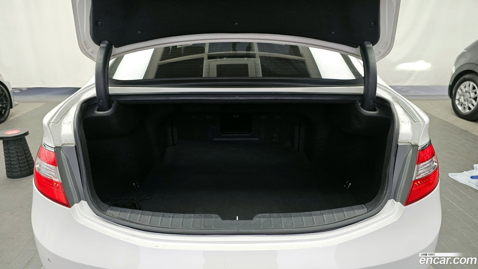Main__Slider__Photo:Grandeur Hyundai 2013.9-19