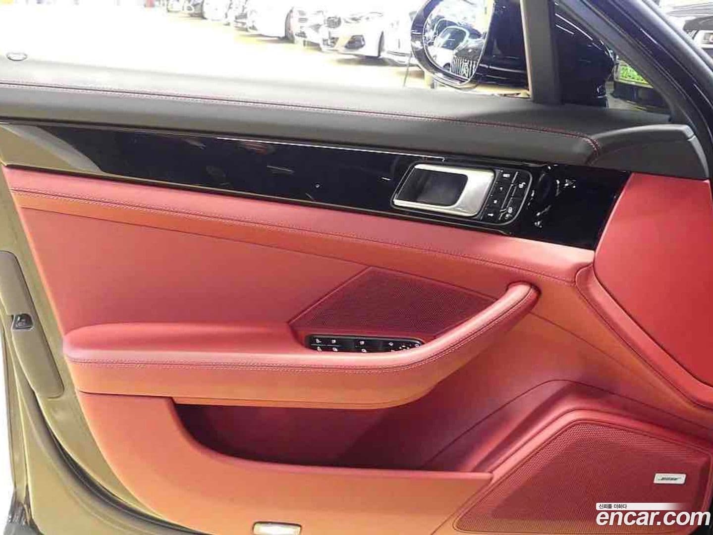 Main__Slider__Photo:Panamera Porsche 2018.6-10