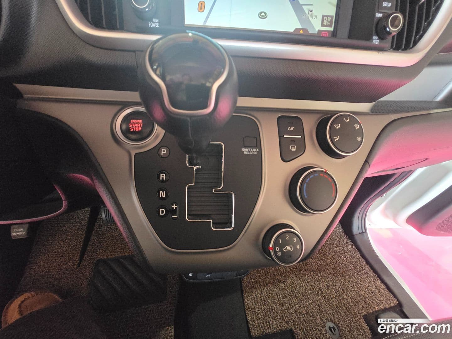 Main__Slider__Photo:RAY Kia 2021.10-12