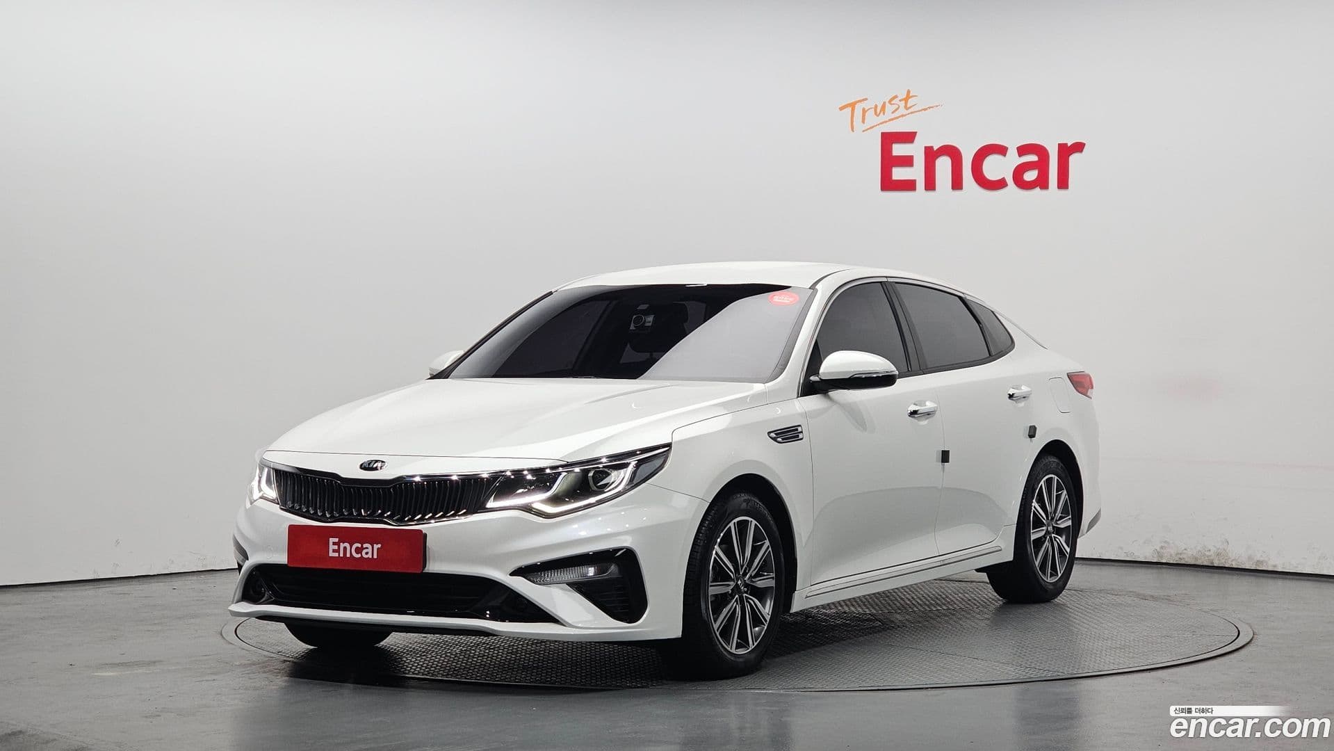 Main__Slider__Photo:K5 Kia 2018.7-0