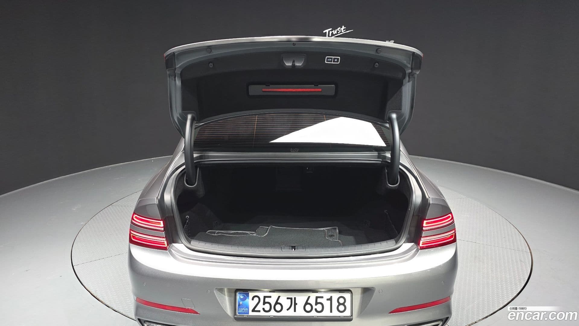 Main__Slider__Photo:G80 Genesis 2021.6-19