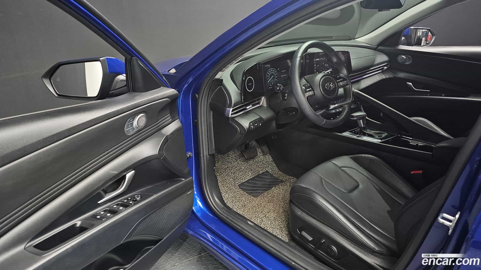 AVANTE Hyundai 2022.4-OPTION-015