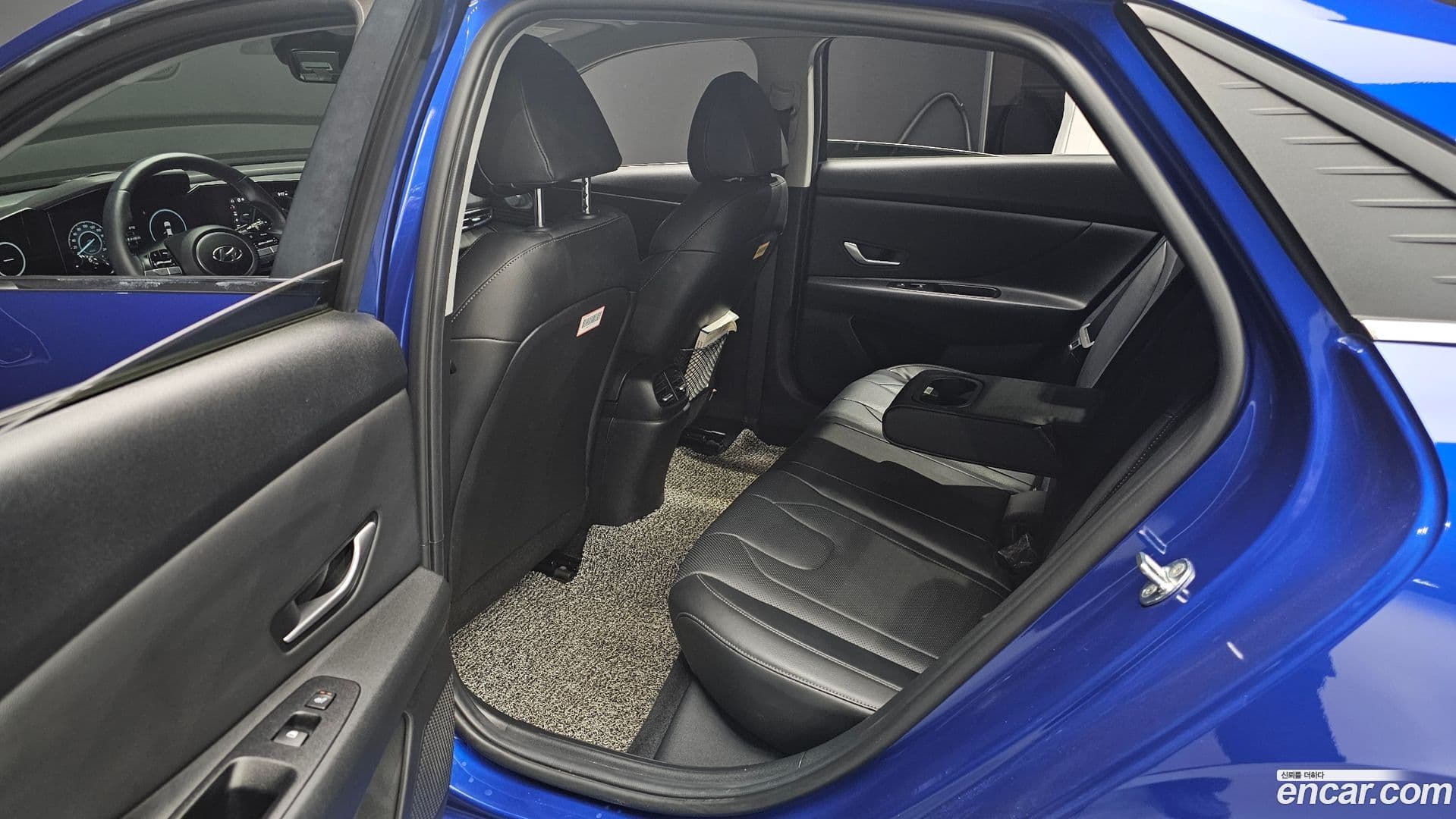 Main__Slider__Photo:AVANTE Hyundai 2022.4-11