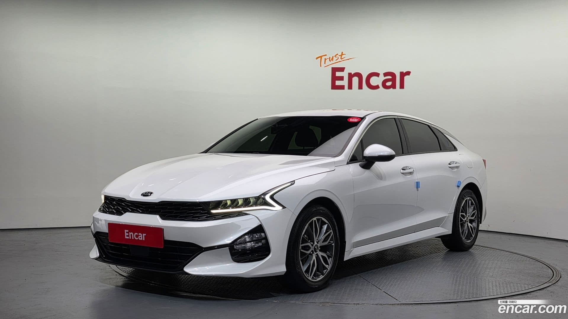 Main__Slider__Photo:K5 Kia 2019.11-0