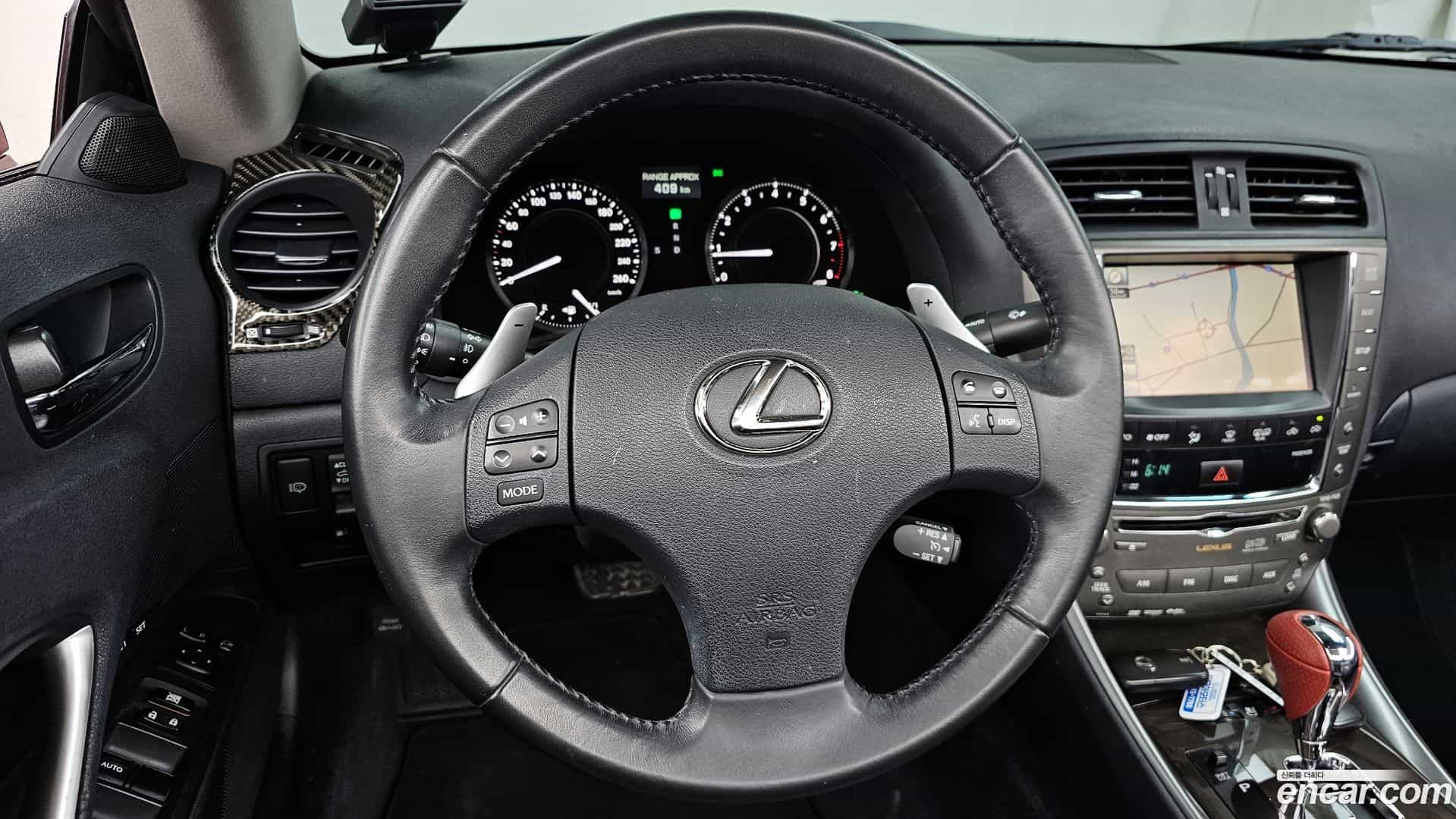 IS Lexus 2010.0-OPTION-017