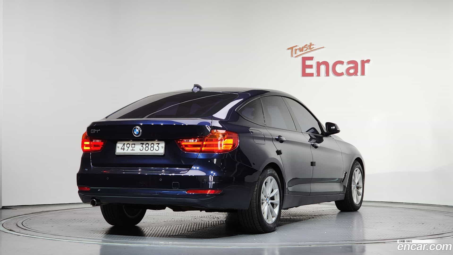 Gran Turismo BMW 2013.10-OUTER-002