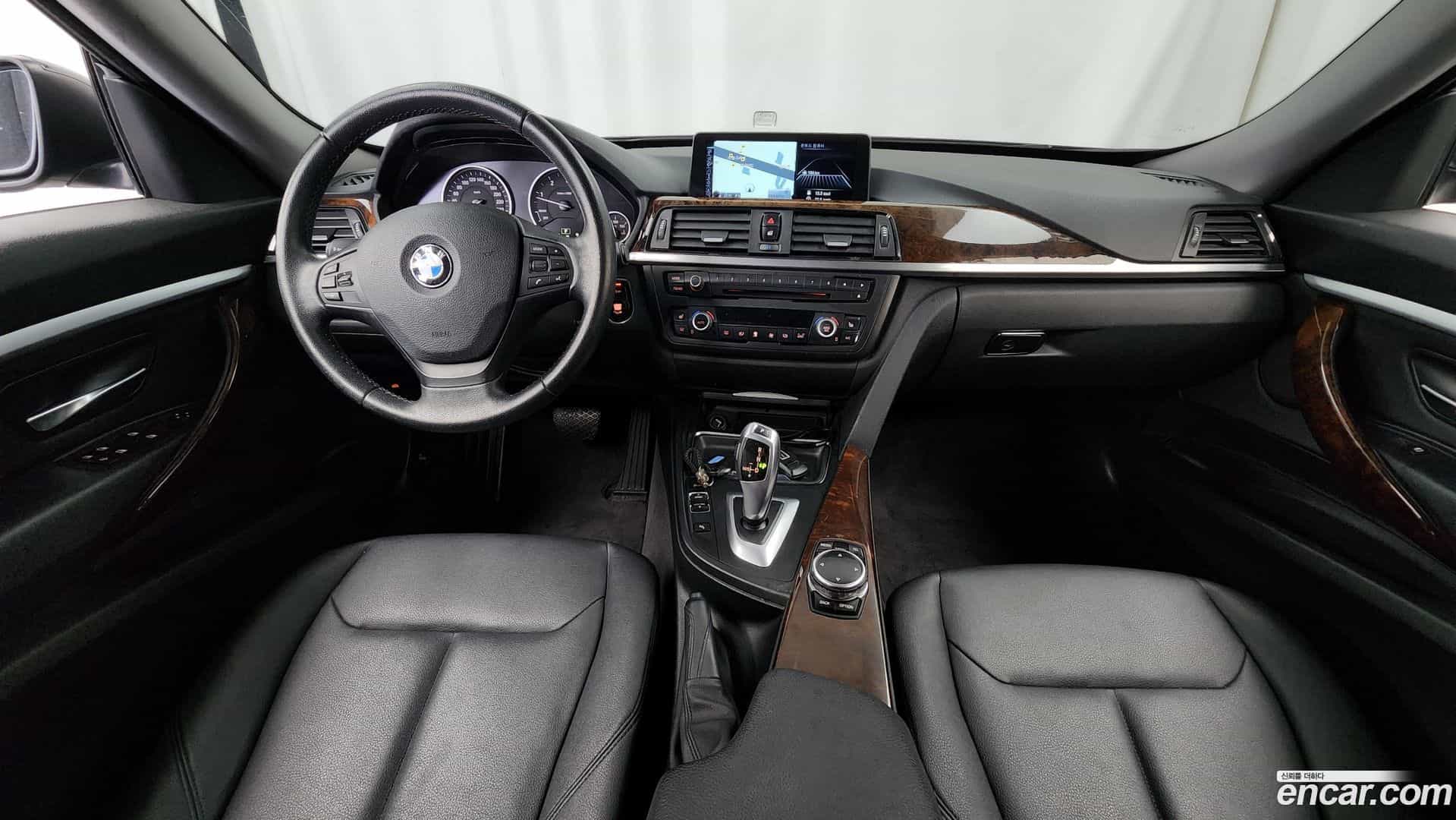 Gran Turismo BMW 2013.10-INNER-007