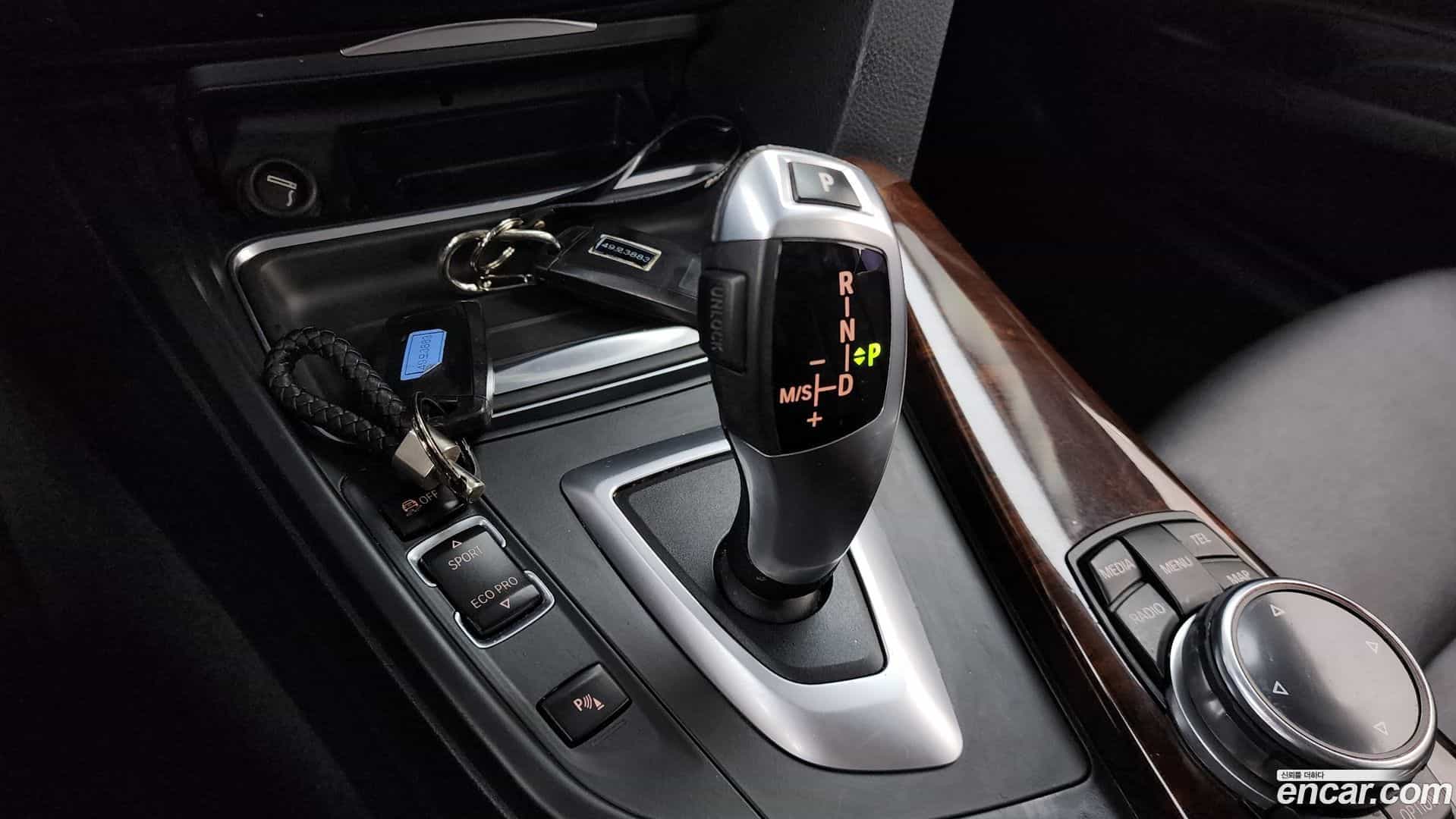 Gran Turismo BMW 2013.10-INNER-009