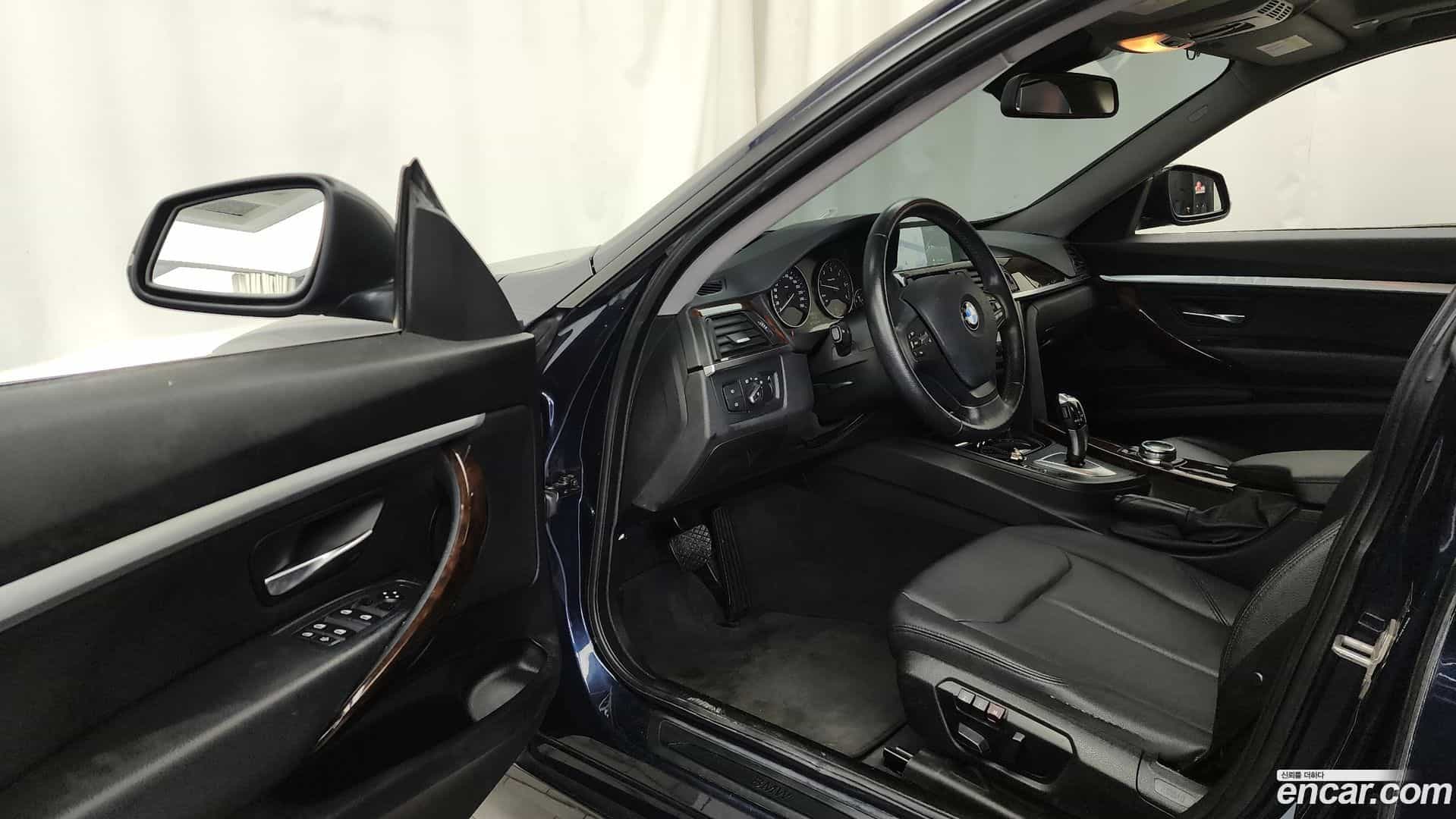 Gran Turismo BMW 2013.10-INNER-010