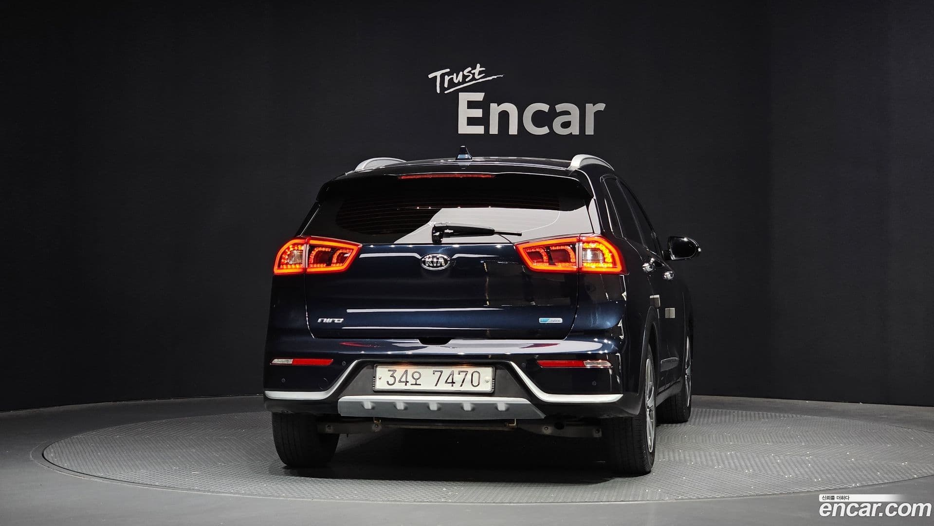 Main__Slider__Photo:Niro Kia 2018.11-3