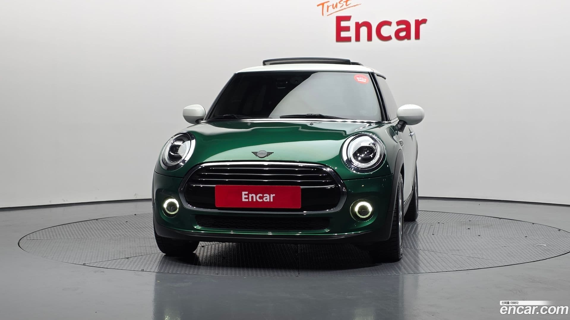 Main__Slider__Photo:Cooper Mini 2021.6-2