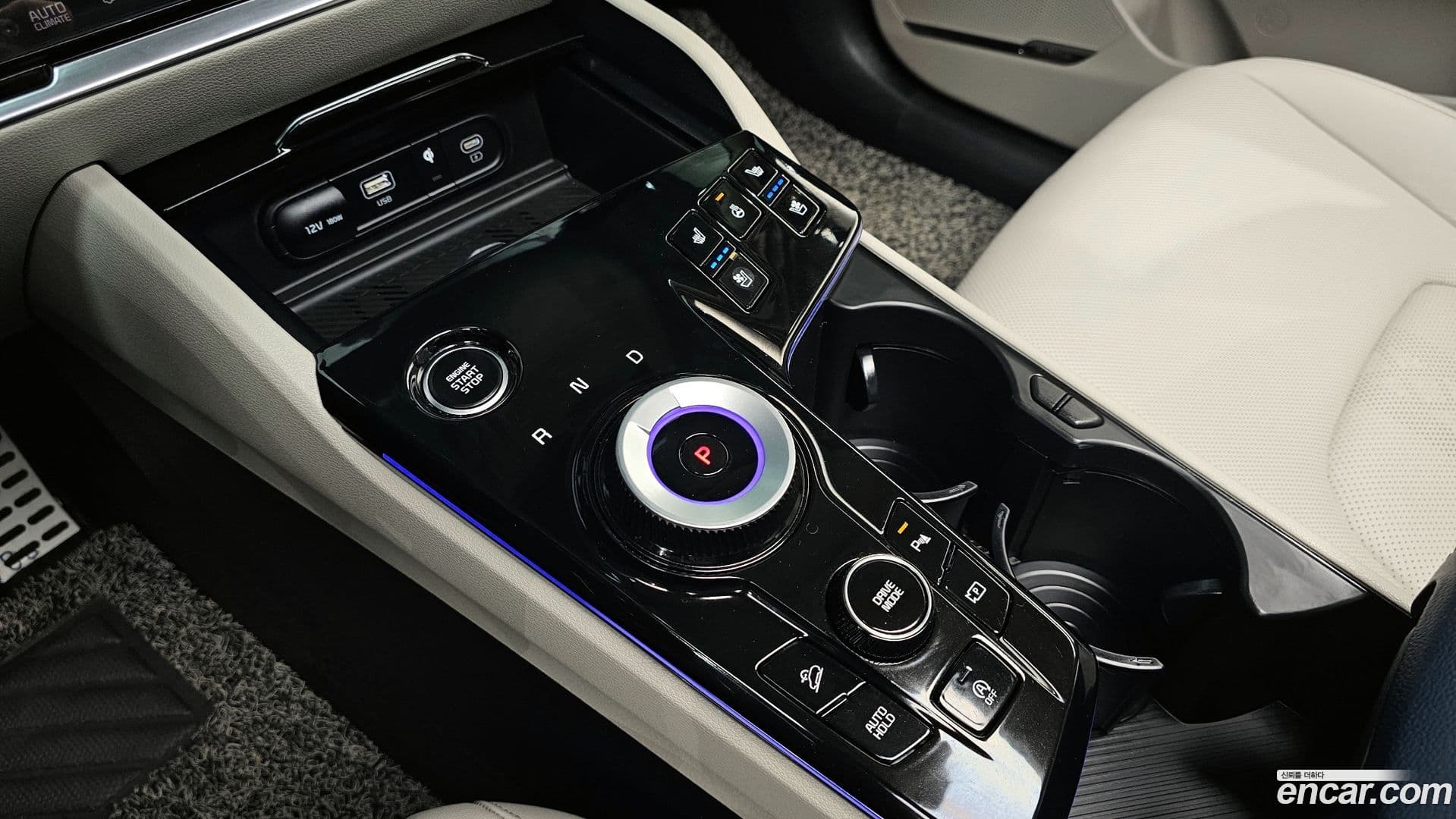 Main__Slider__Photo:Sportage Kia 2023.6-8