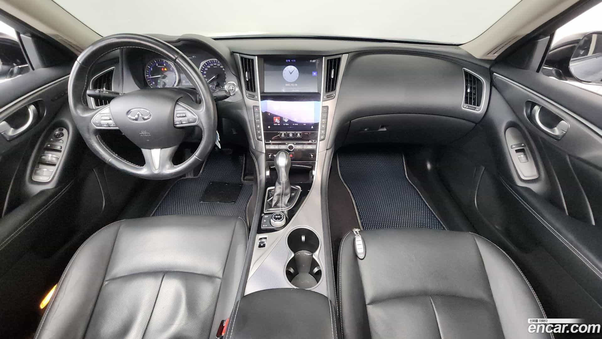 Q50 Infiniti 2016.6-INNER-007
