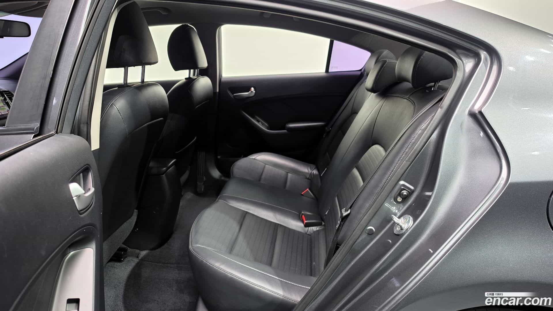 K3 Kia 2017.1-OPTION-016