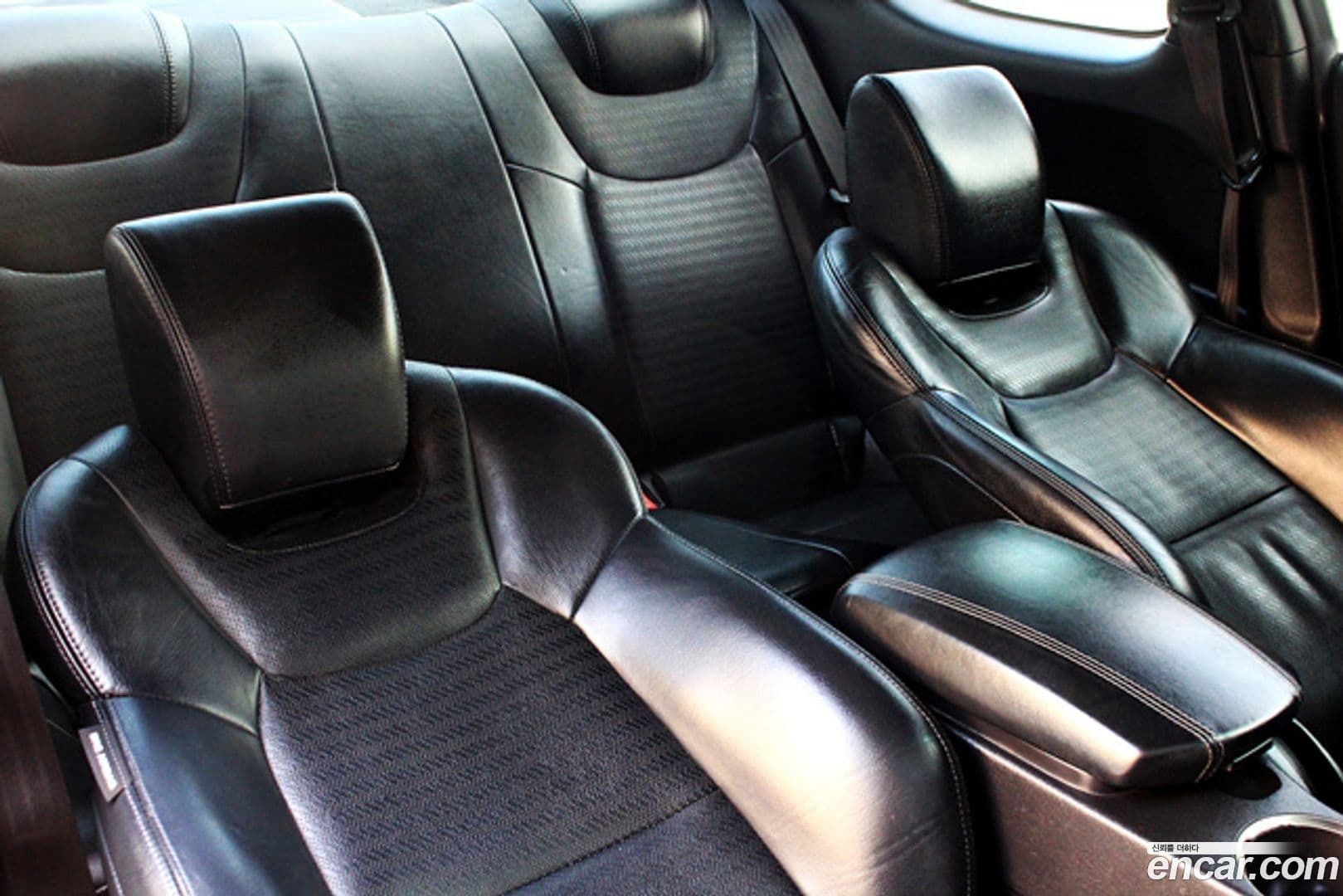 Main__Slider__Photo:Genesis Hyundai 2013.6-9