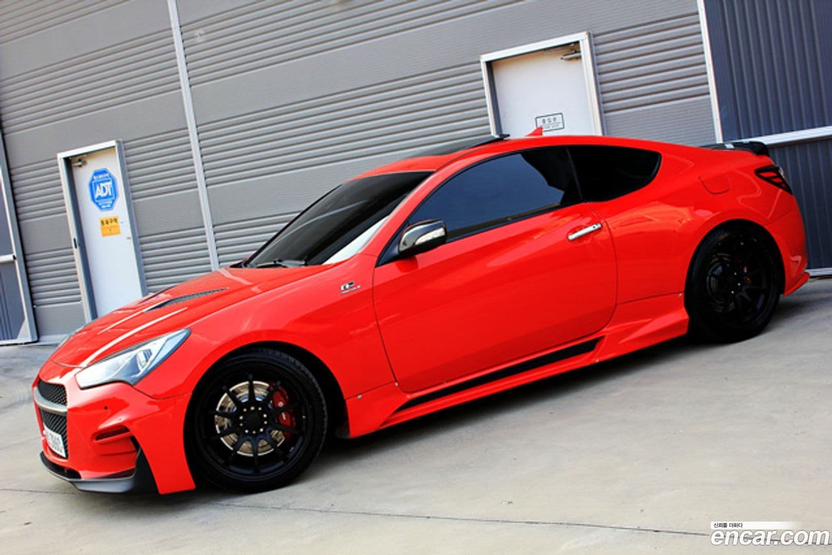 Main__Slider__Photo:Genesis Hyundai 2013.6-15