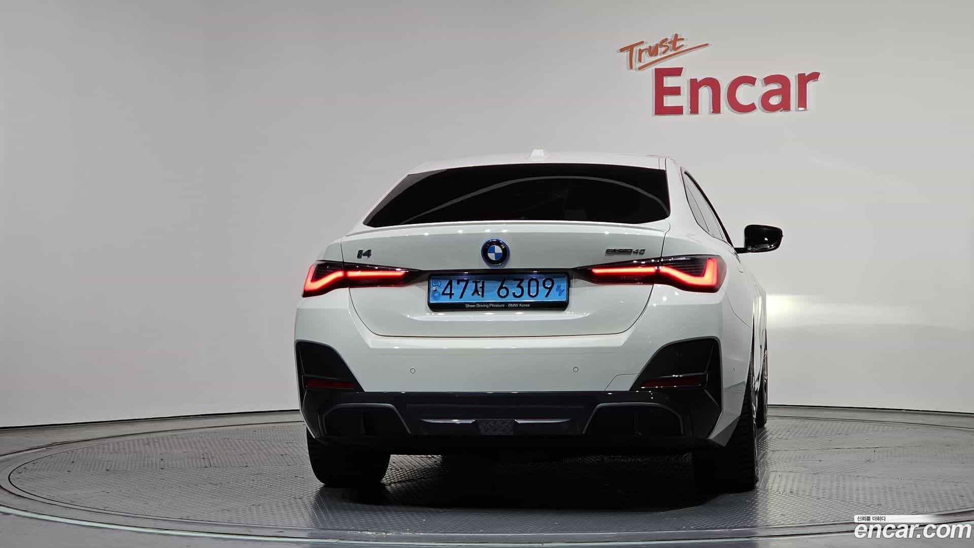 i4 BMW 2022.10-OUTER-004