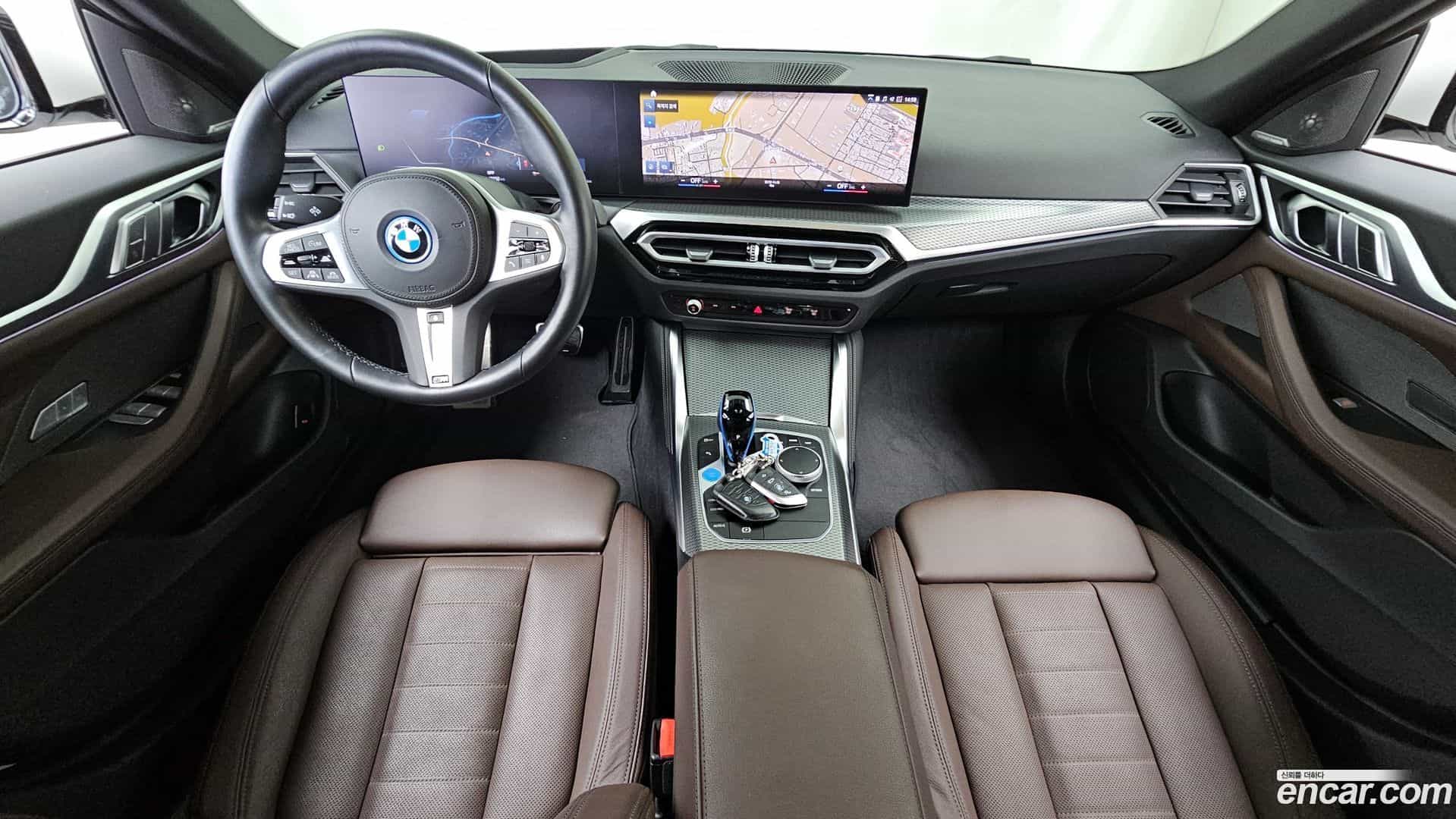 i4 BMW 2022.10-INNER-007