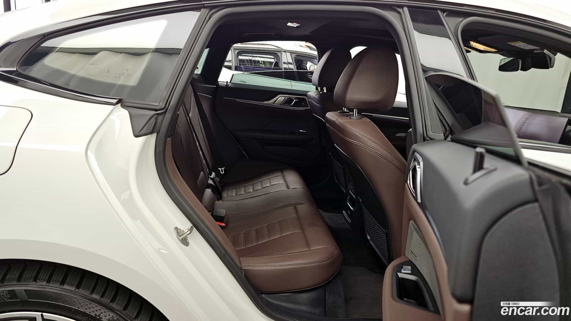 i4 BMW 2022.10-OPTION-016