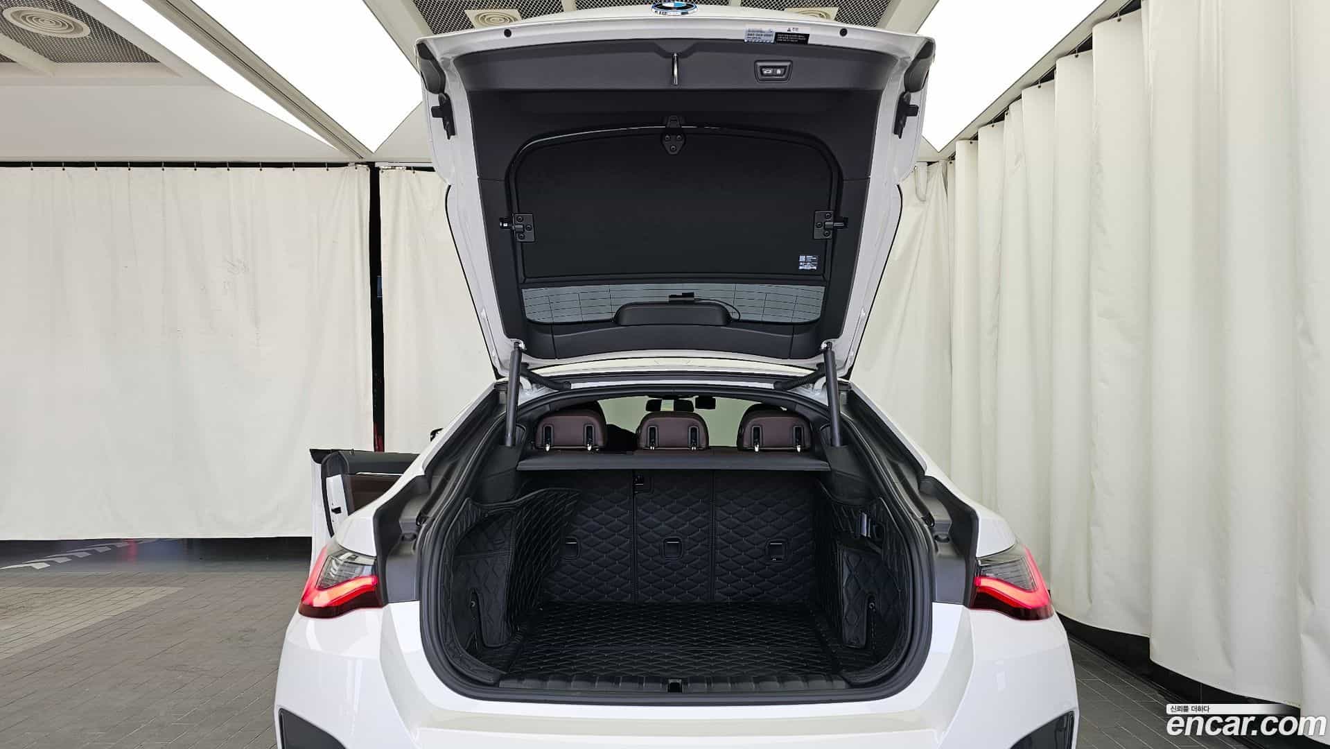 i4 BMW 2022.10-OPTION-024