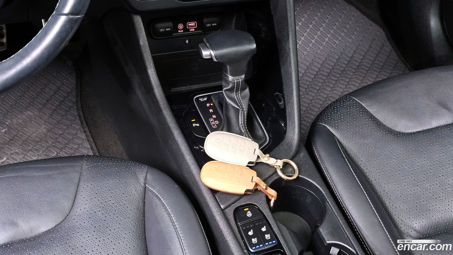 Main__Slider__Photo:Niro Kia 2017.10-8