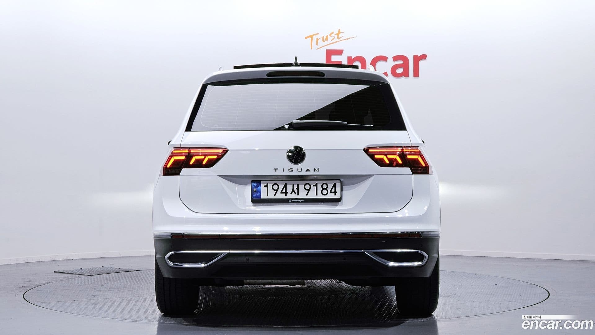 Main__Slider__Photo:Tiguan Volkswagen 2022.8-3