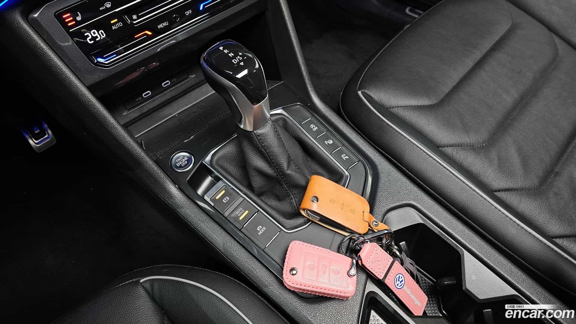 Tiguan Volkswagen 2022.8-INNER-009