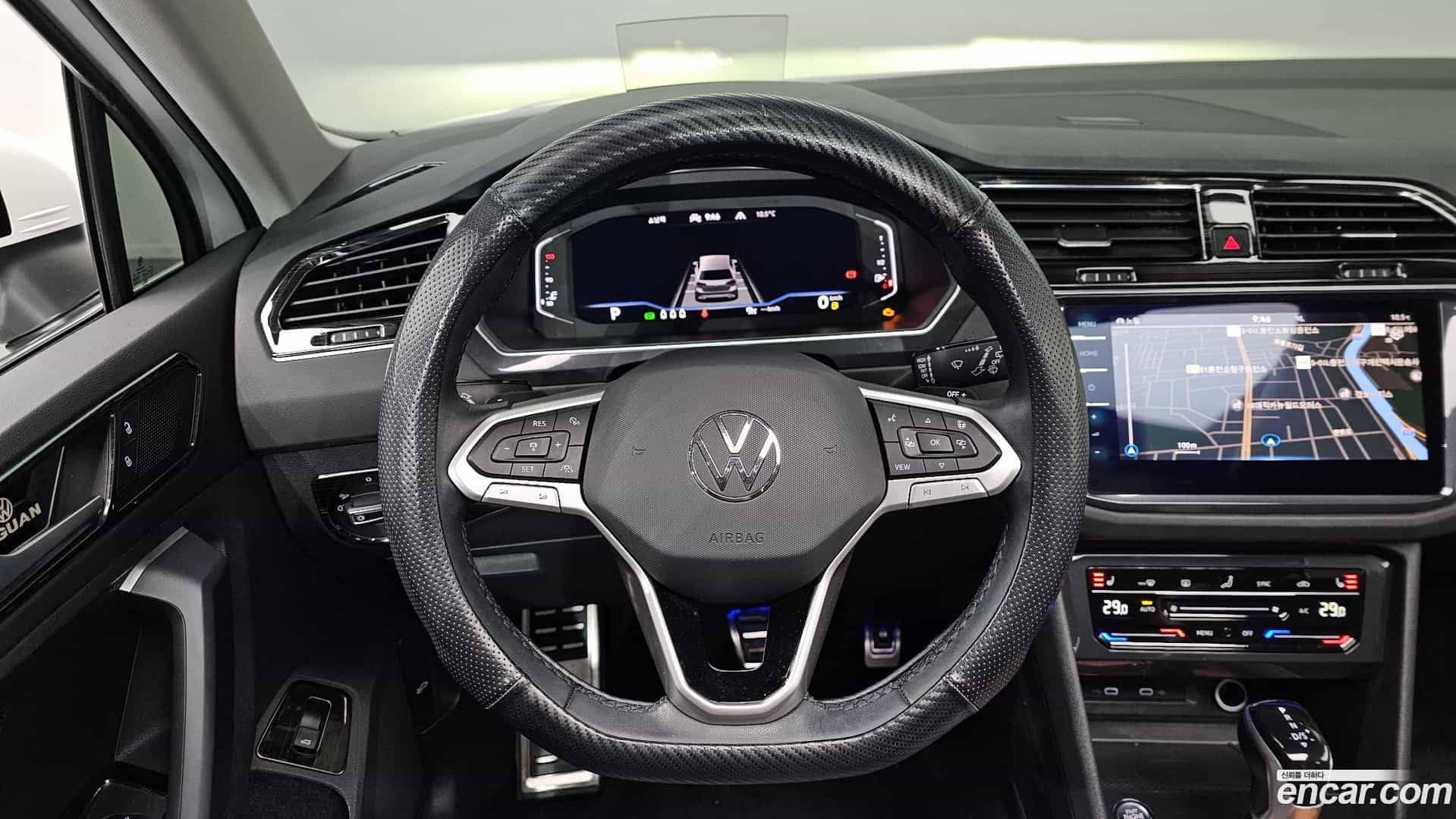 Tiguan Volkswagen 2022.8-OPTION-017