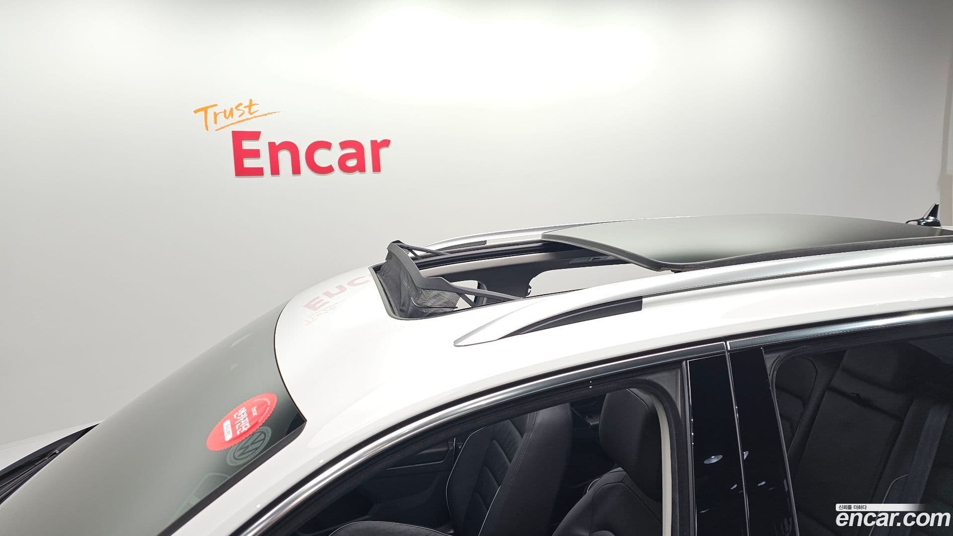 Main__Slider__Photo:Tiguan Volkswagen 2022.8-19