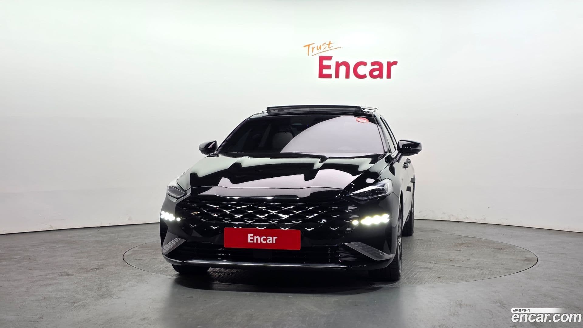 Main__Slider__Photo:K8 Kia 2023.4-2