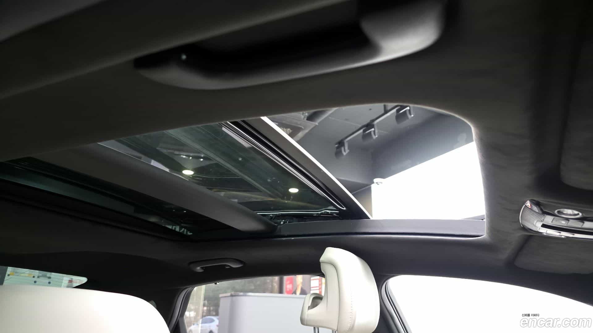 K8 Kia 2023.4-OPTION-021