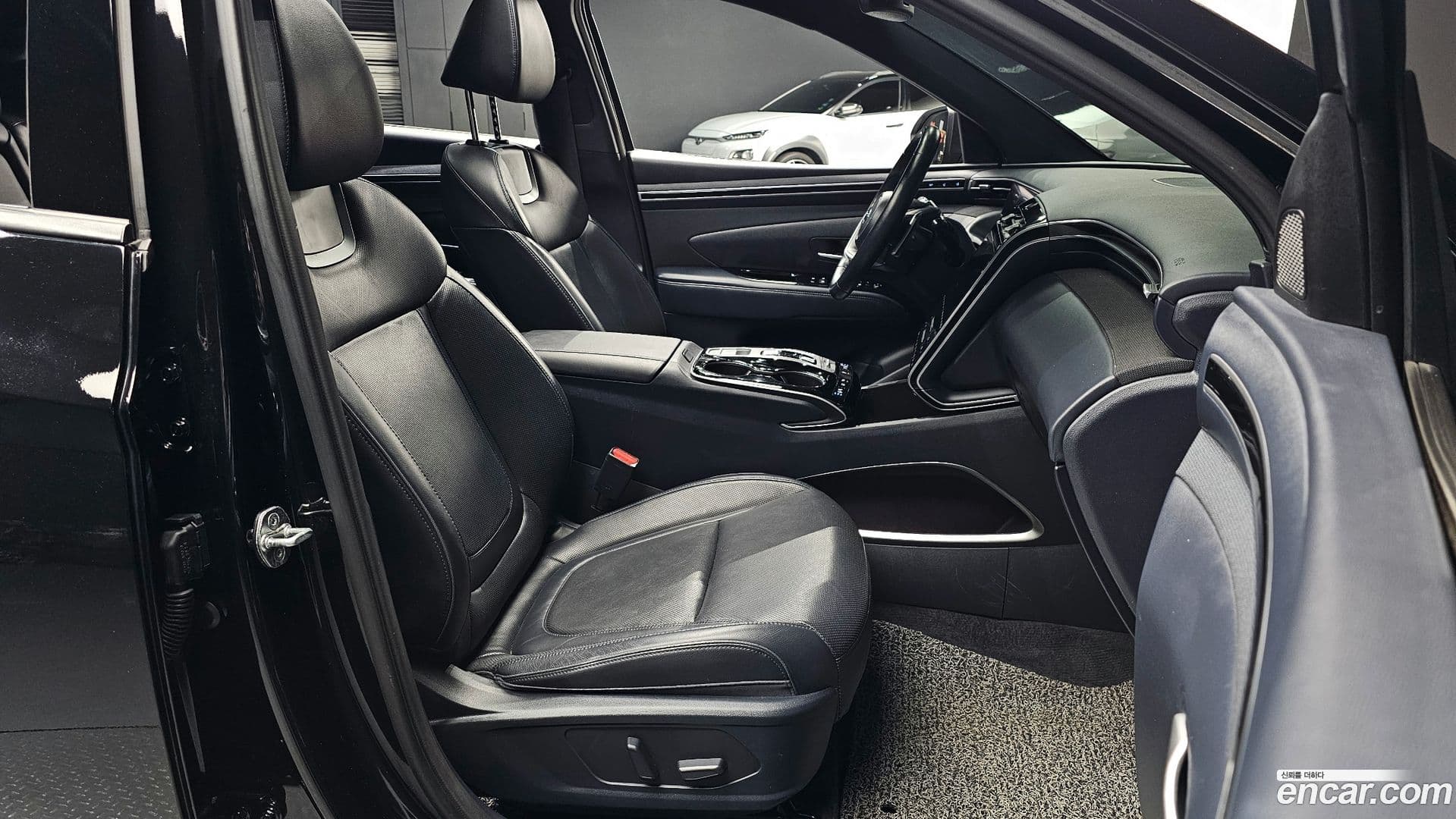 Main__Slider__Photo:Tucson Hyundai 2022.3-9