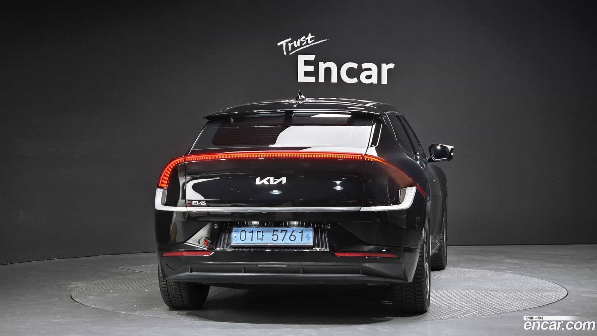 EV6 Kia 2023.9-OUTER-004