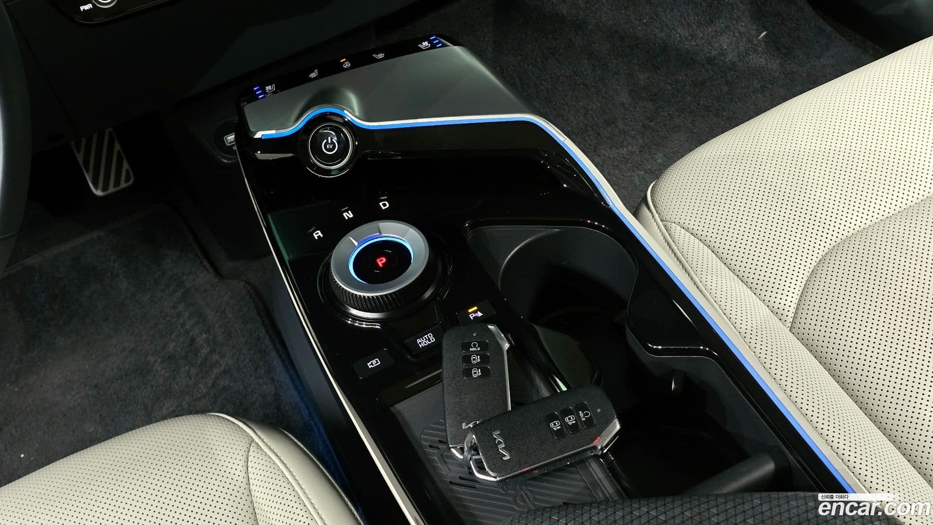 Main__Slider__Photo:EV6 Kia 2023.9-8