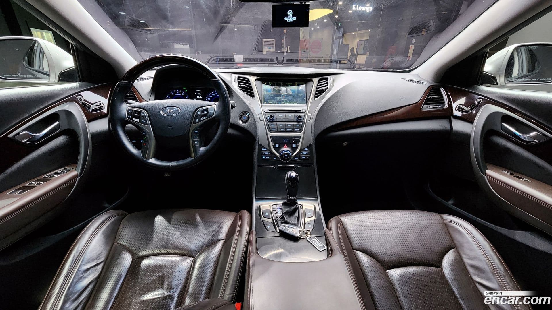 Main__Slider__Photo:Grandeur Hyundai 2014.2-6