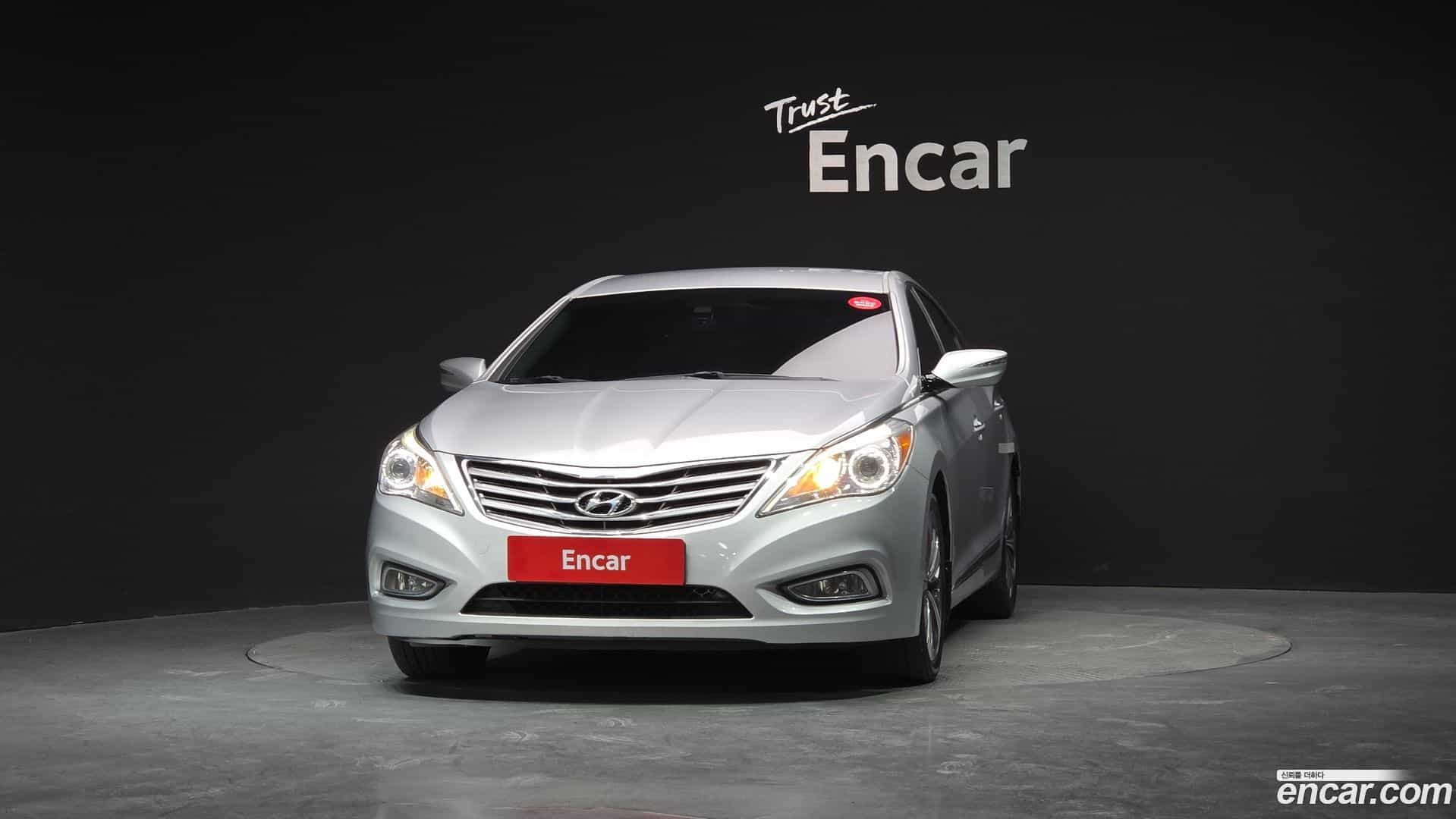 Grandeur Hyundai 2013.11-OUTER-003