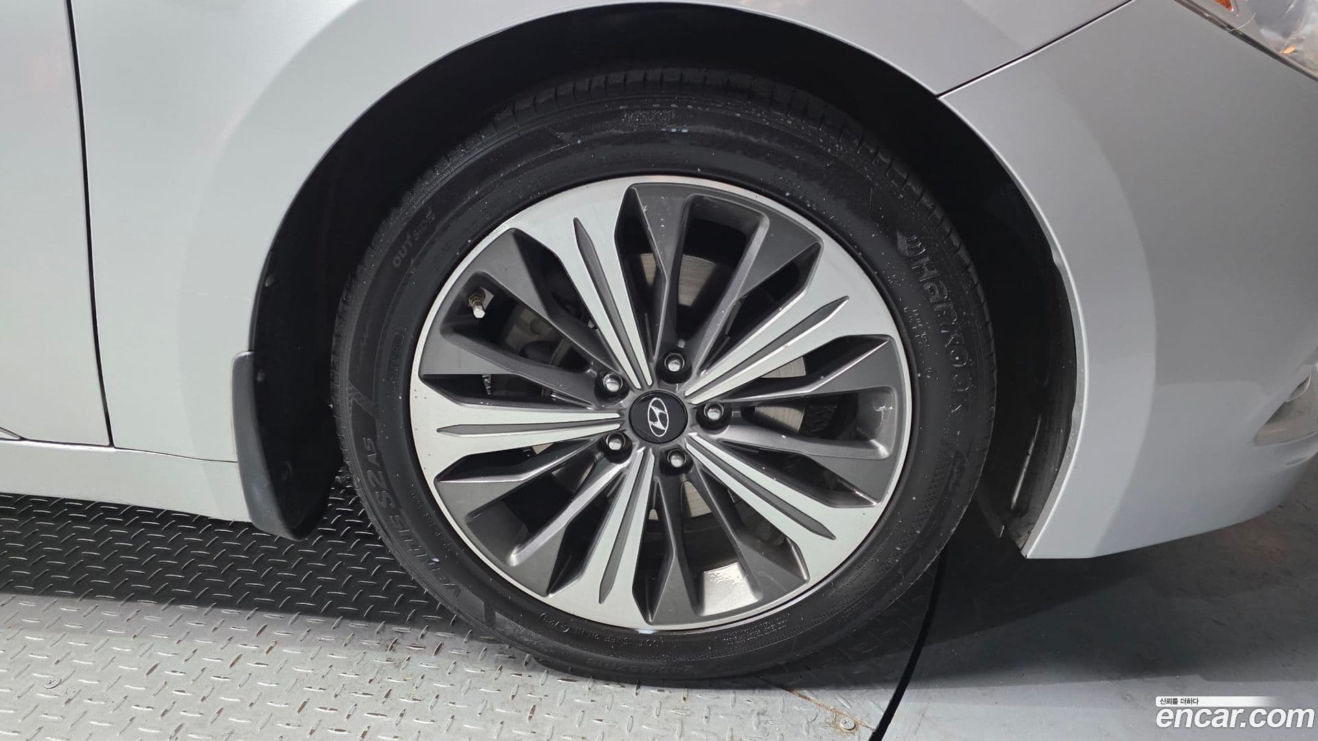 Main__Slider__Photo:Grandeur Hyundai 2013.11-4