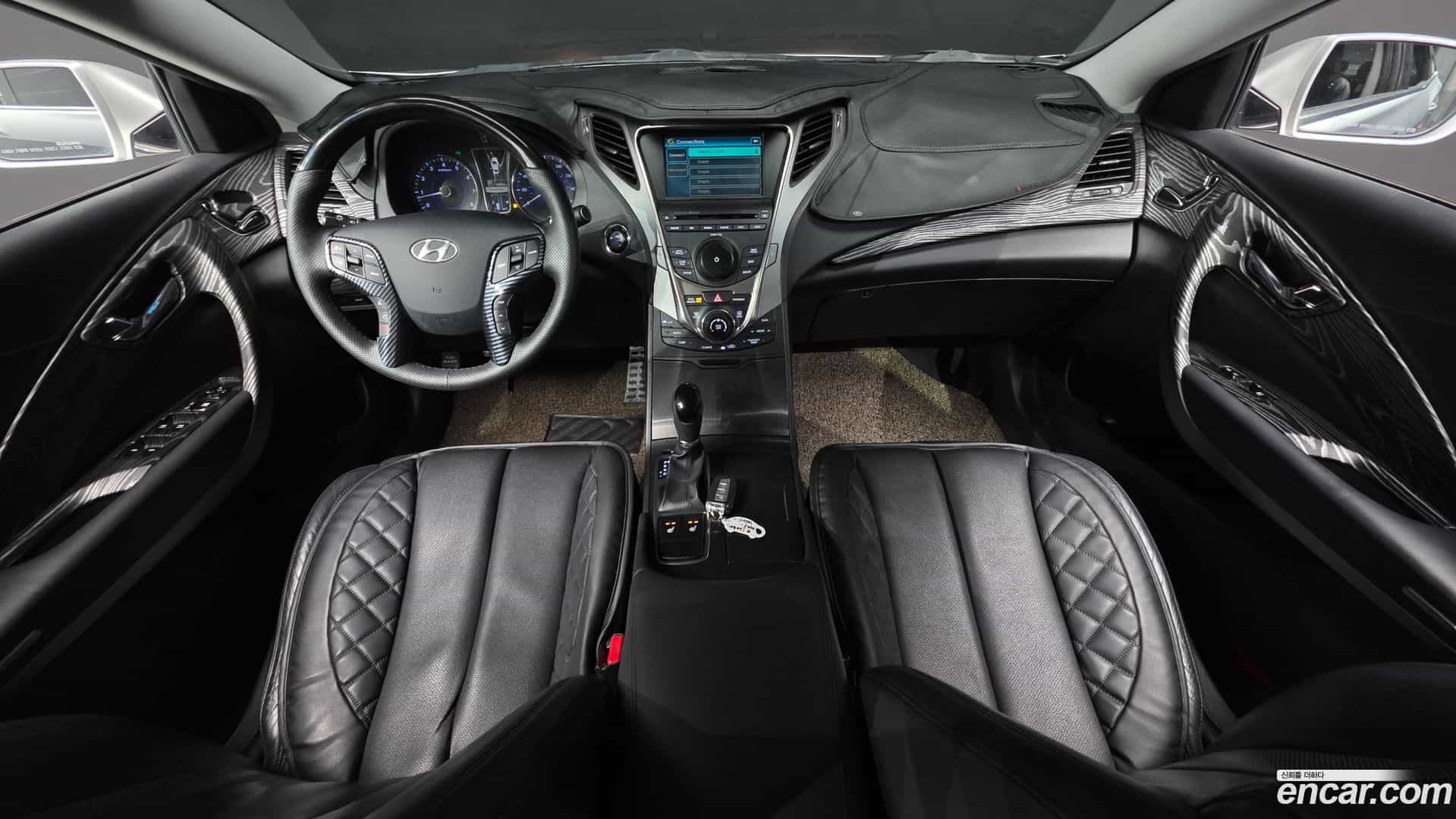 Grandeur Hyundai 2013.11-INNER-007