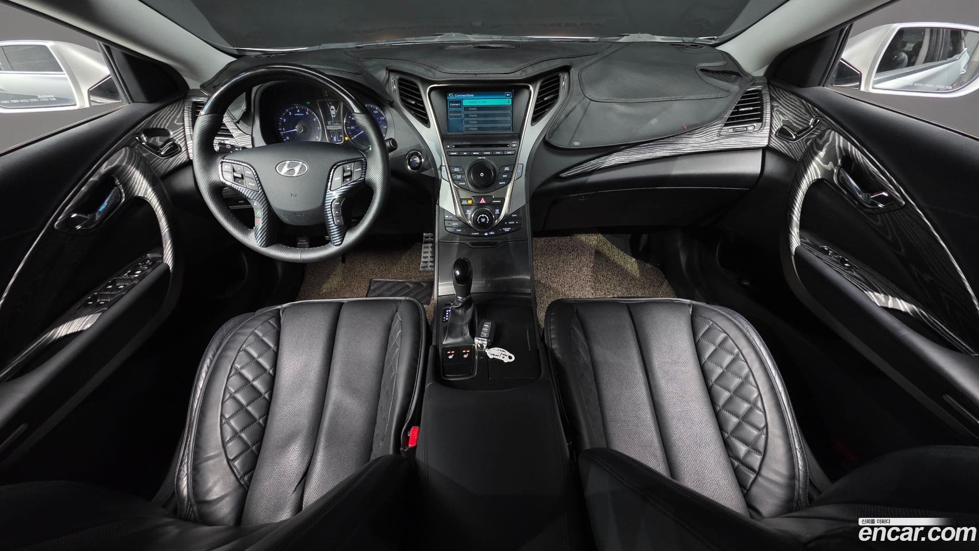 Main__Slider__Photo:Grandeur Hyundai 2013.11-6