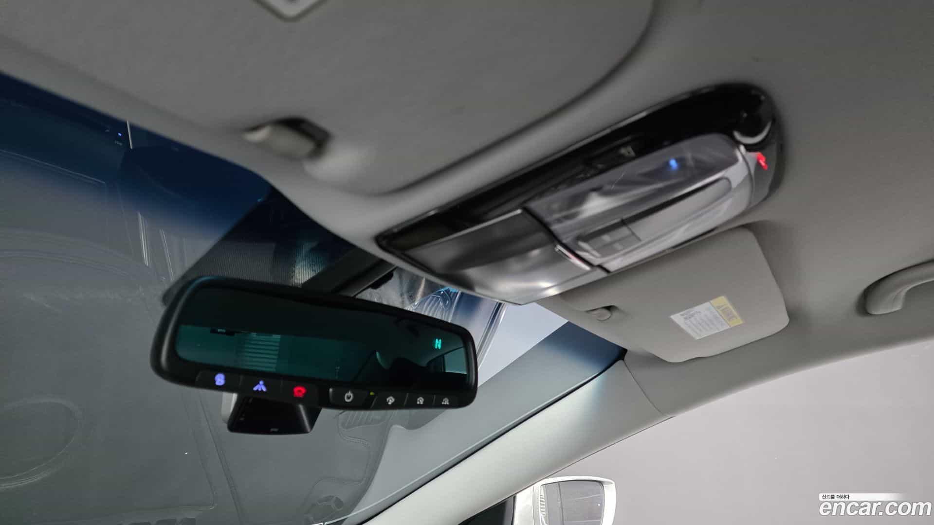 Grandeur Hyundai 2013.11-OPTION-021