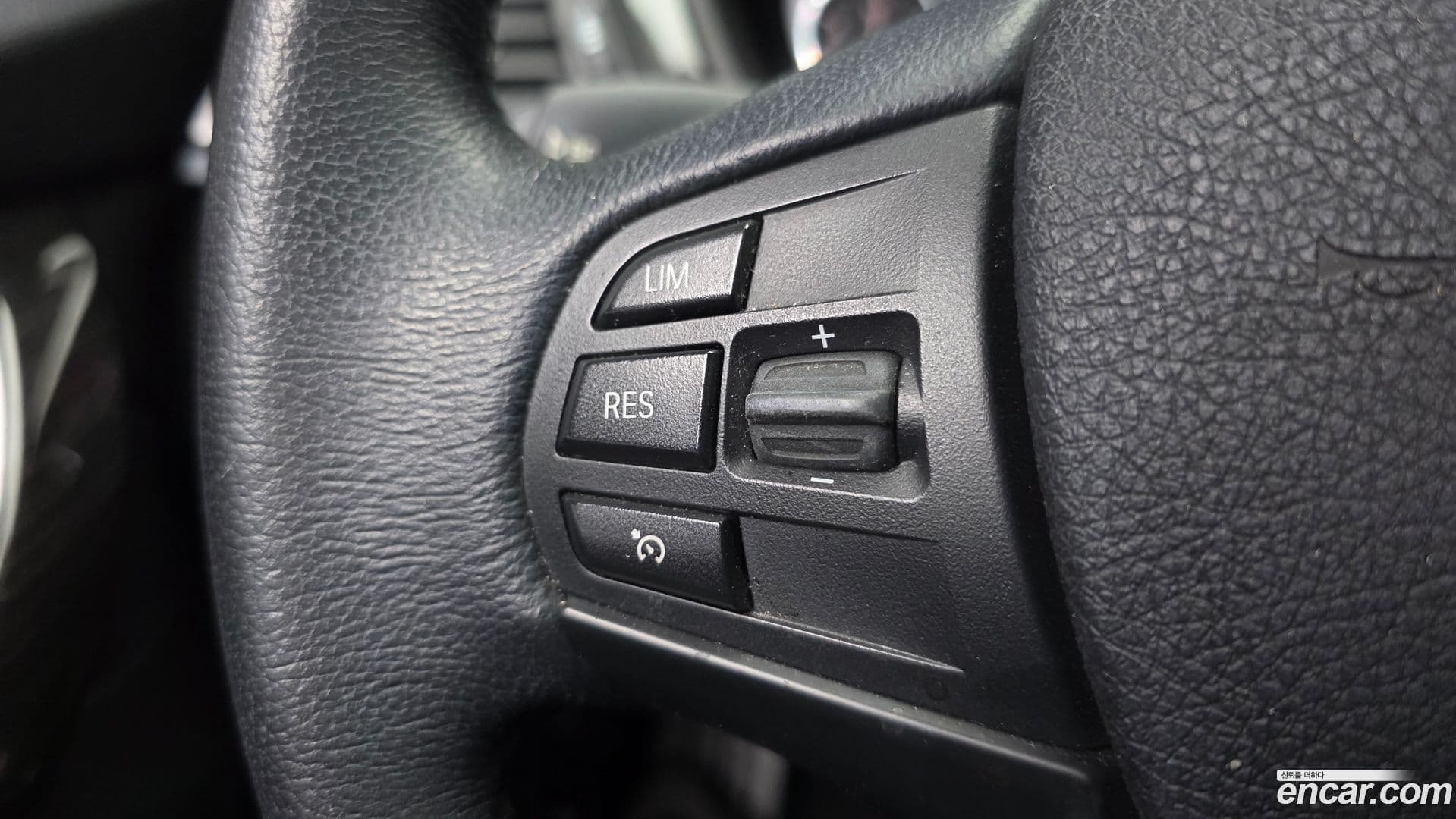 Main__Slider__Photo:3-Series BMW 2015.7-18