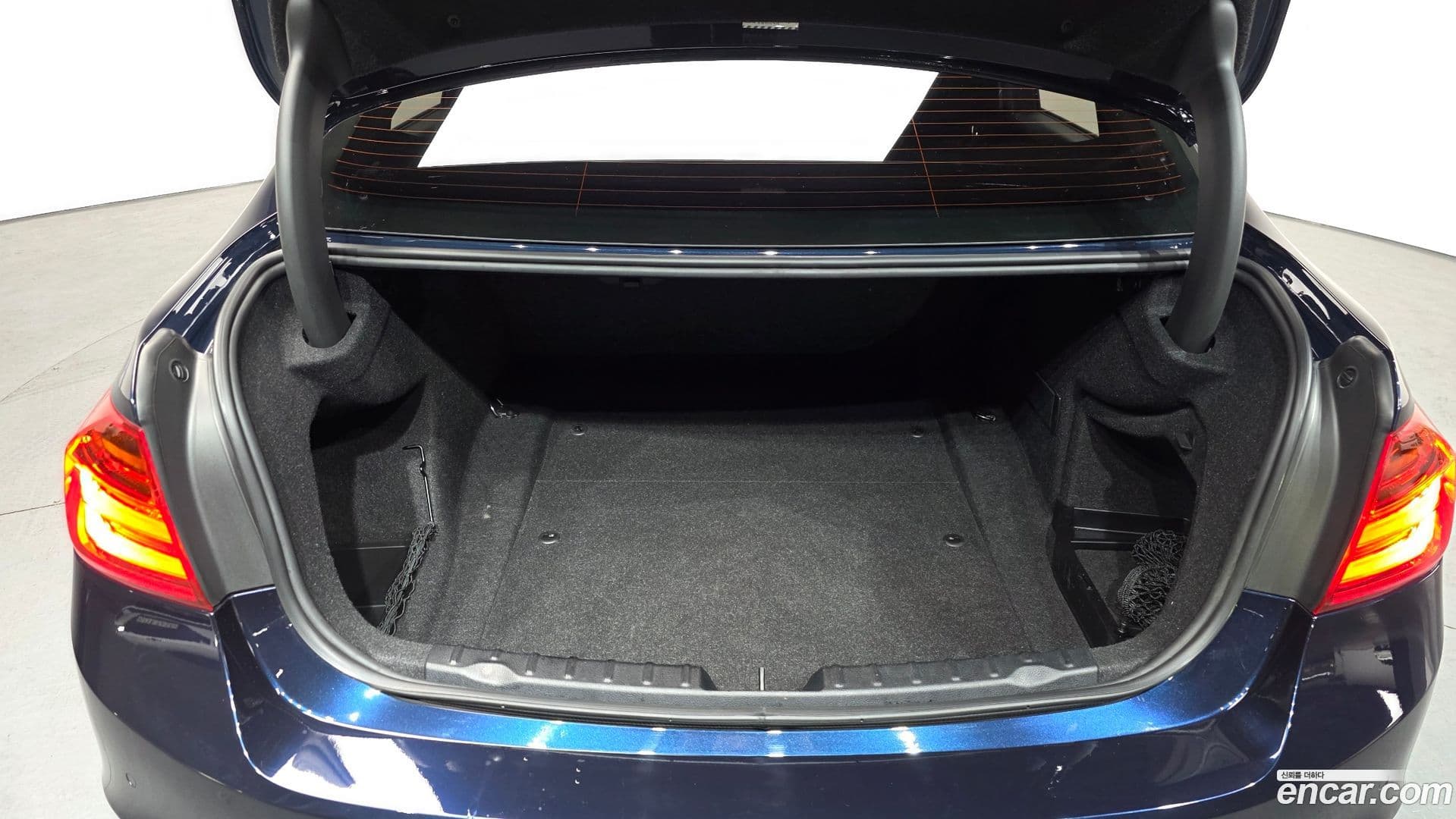 Main__Slider__Photo:3-Series BMW 2015.7-19