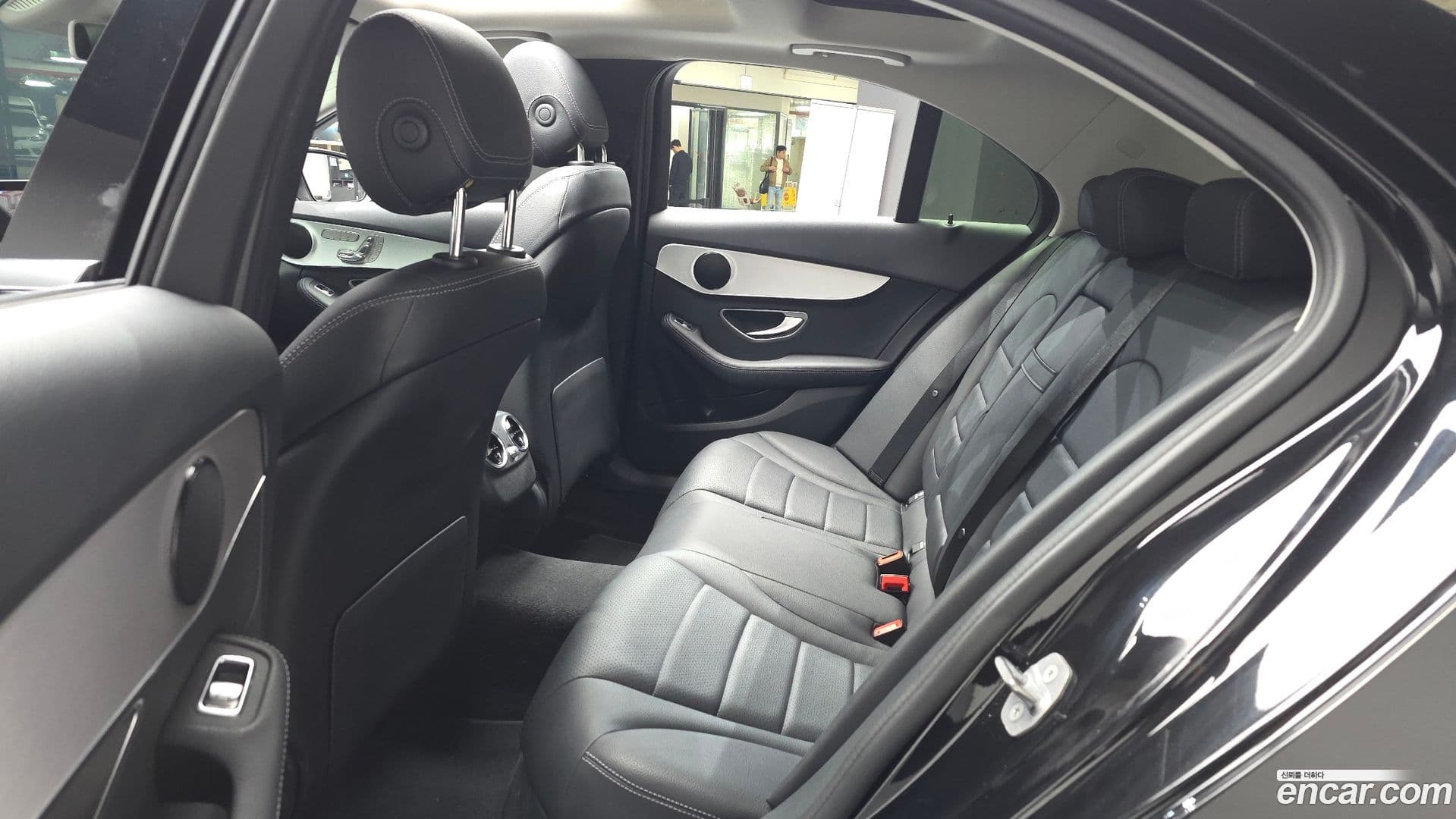 Main__Slider__Photo:C-Class Mercedes-Benz 2020.10-11